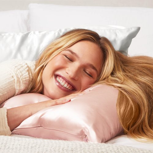 4969 4945 StandardSatinPillowcase Model Sleep 1280x1280px